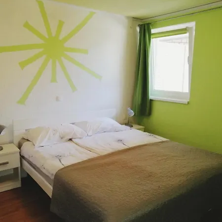 Apartmaji Iris Apartman *