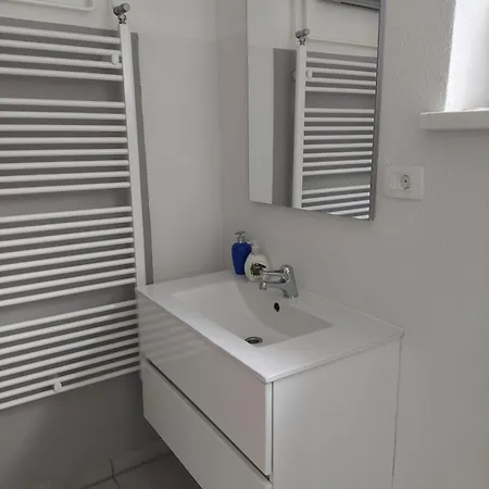 Apartmaji Iris *